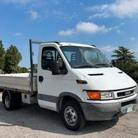 Iveco Daily 35C12 2.3 Hpi TDI PC-RG Cabinato