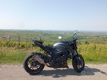Suzuki GSX S 750