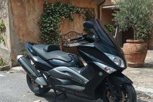 Scooter TMAX 500