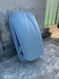 Baule portatutto per auto.