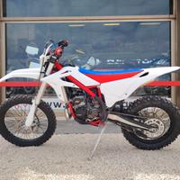 BETA X-TRAINER 300 2T 2022