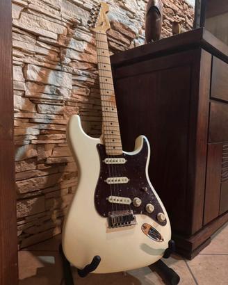 Fender Stratocaster American Deluxe 2011
