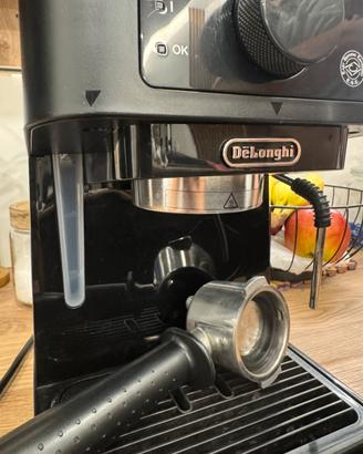 Macchinetta caffe’ De Longhi