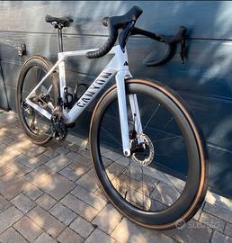 Bici da corsa Canyon Ultimate CF 7 Di2