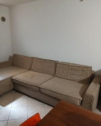 Divano lunghezza 3 metri