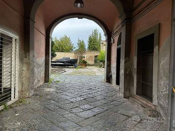 Terreno di 700 m² a Marcianise
