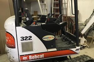 Miniescavatore Bobcat 322