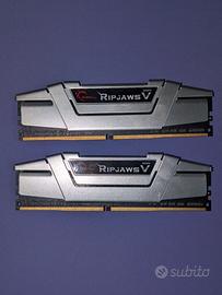 2 X 8GB (totale 16GB) RAM DDR4 gskill ripjaws cl15