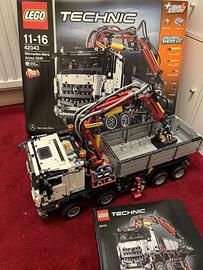 LEGO TECHNIC: Mercedes-Benz Arocs 3245 (42043)