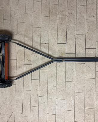 Tagliaerba manuale