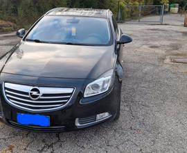 OPEL Insignia - 2011