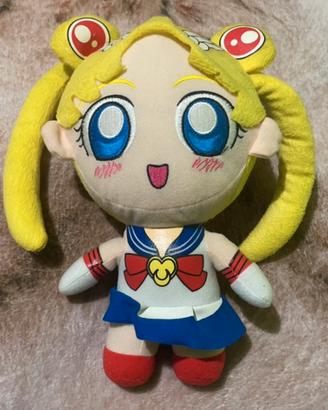 Peluche Sailor Moon