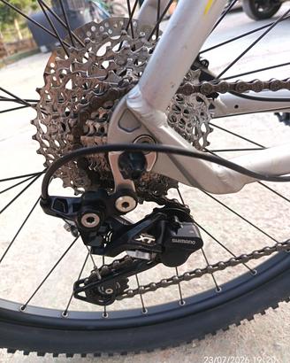 Bicicletta MTB marca WHISTLE