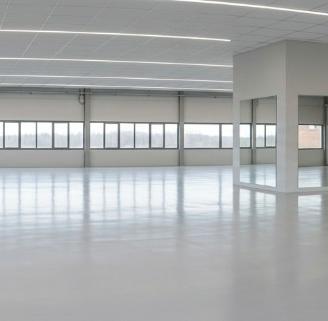 Capannone/Magazzino 900 mq con rampa carrabile