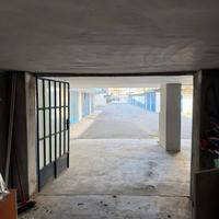 Garage piano terreno 100 metri dal mare