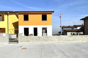 CASA INDIPENDENTE A PIEVE D'OLMI