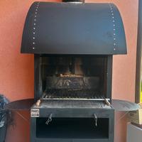 Caminetto da giardino