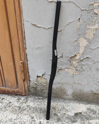 Manubrio zoom 62 cm