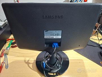 monitor Samsung a led con cavo vga 