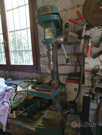 Trapano a colonna Drilling