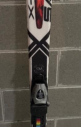 Sci Salomon Fury Junior 140 cm con attacchi