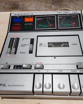 Grundig CN 720 