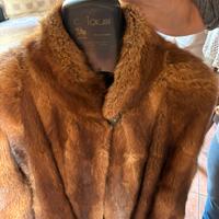 Pelliccia usata una sola volta in rat musque