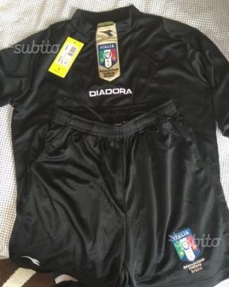Completo divisa arbitro nera taglia S