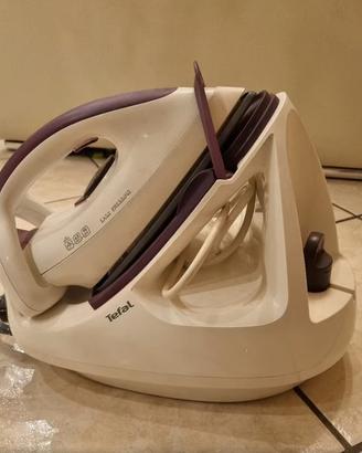 ferro da stiro con caldaia Tefal GV5240