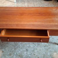 Tavolo basso RIVA con 3 cassetti