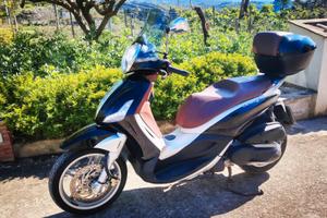 Piaggio Beverly 350