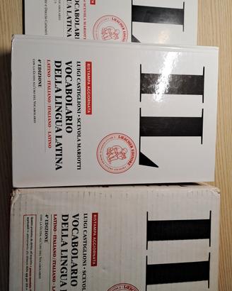 Dizionario di latino IL