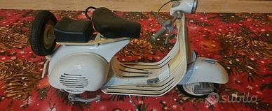 modellino vespa