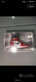 Nike Air Jordan 1 Chicago miniature 
