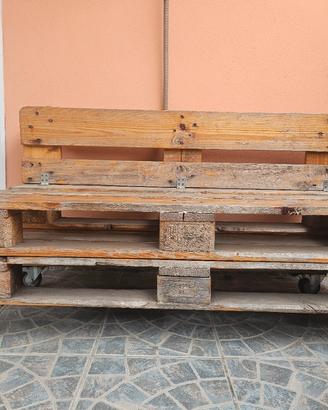 2 panche da esterno in pallet con rotelle