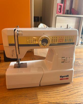 Macchina da cucire Viegorelli 230