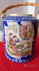 Antica teiera giapponese