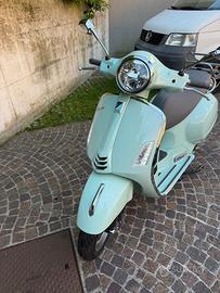 Vespa GTS 125
