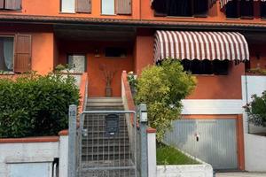 Villetta a schiera di 210 m² con 5 locali e box au