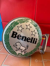 Insegna Benelli