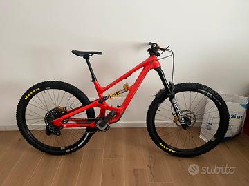 Bici da Enduro YT Capra Core 3 29’