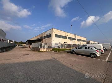 CAPANNONE A LONATO DEL GARDA