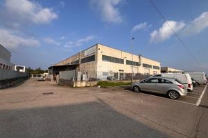 CAPANNONE A LONATO DEL GARDA