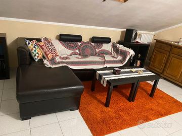 Divano con chaise longue