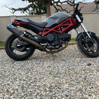 Ducati Monster 695