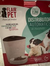 Distributore automatico crocchette