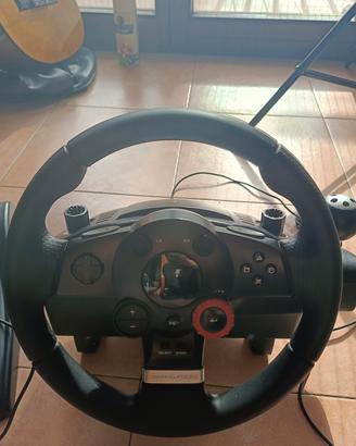 Volante Logitech Diving Force Gt