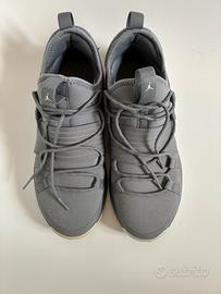 Nike air jordan tg.42.5