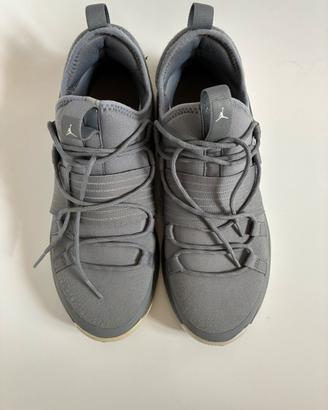 Nike air jordan tg.42.5