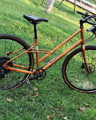 Marin Larkspur 2 - MY2022